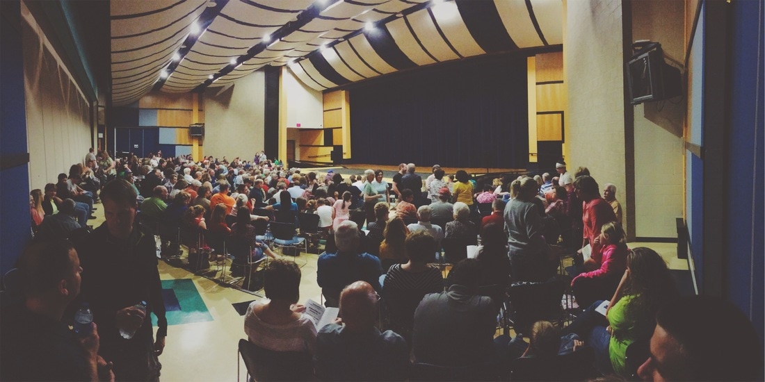 A sold out house on opening night of The Wizard of Oz in April 2015.